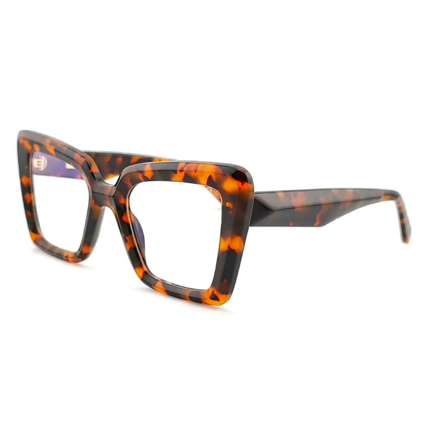 Epoka Parton C02 tartaruga marrone: montatura squadrata dal look deciso e raffinato, con pattern caldo e profondo, ideale per stile quotidiano curato