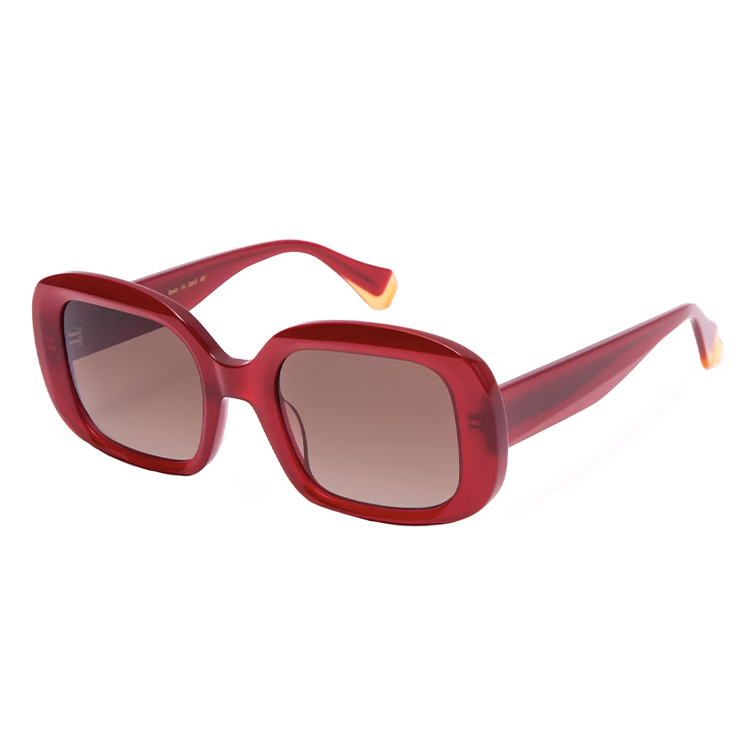 Gigi Studios 6942 Bitter 6 montatura acetato rosso intenso lenti marrone sfumato forma squadrata con fresatura 3D
